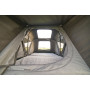 Intérieur de la tente de toit hybride Roof Space 2