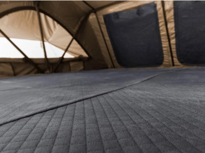 Intérieur de la tente de toit Big Willow 220 Vickywood Camel